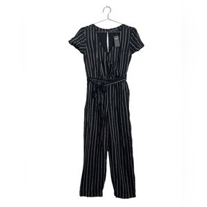 NWT Abercrombie & Fitch Short Sleeve Striped Wrap Jumpsuit Black White Small